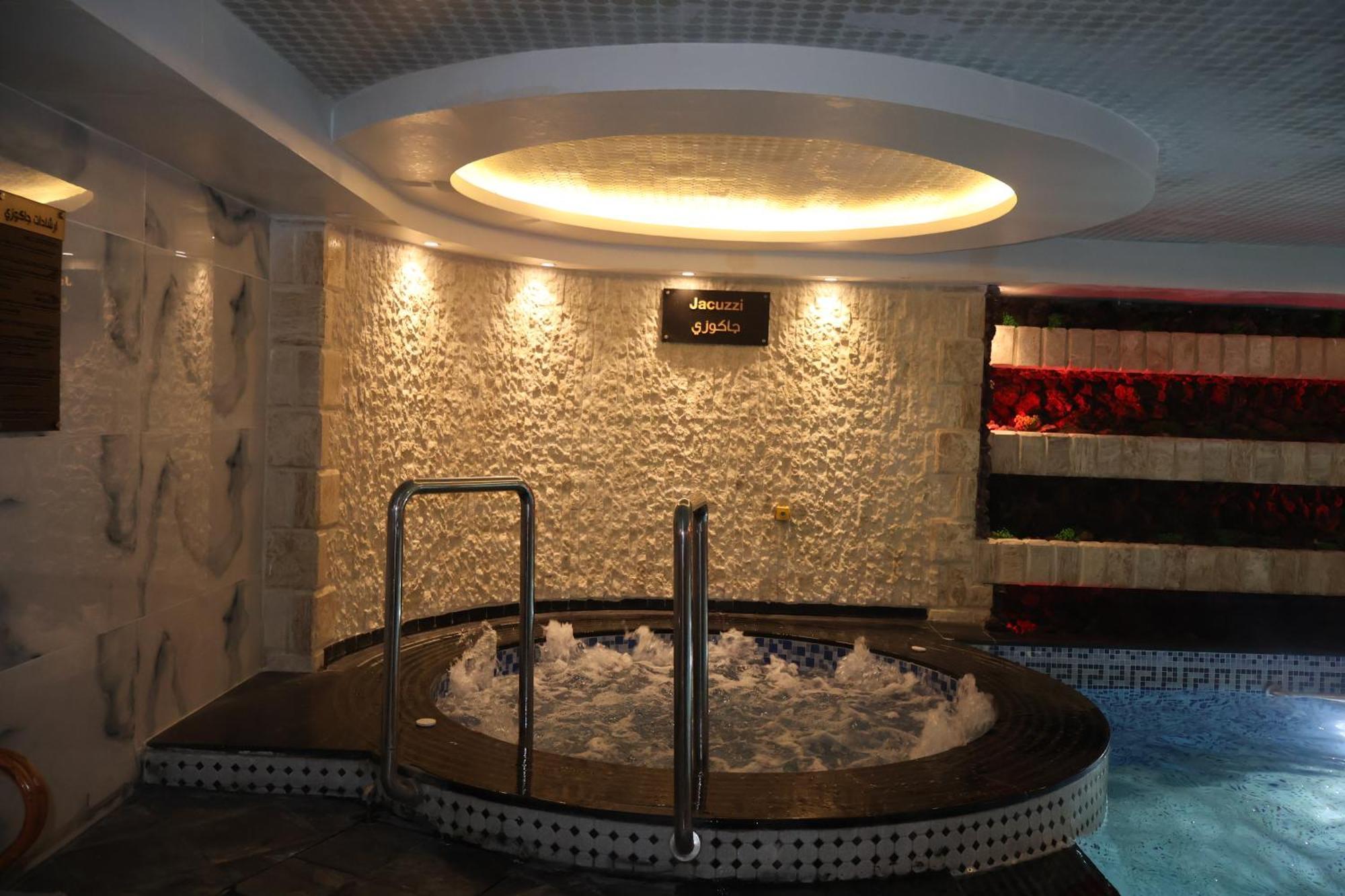 Rival Hotel Amman Exterior photo